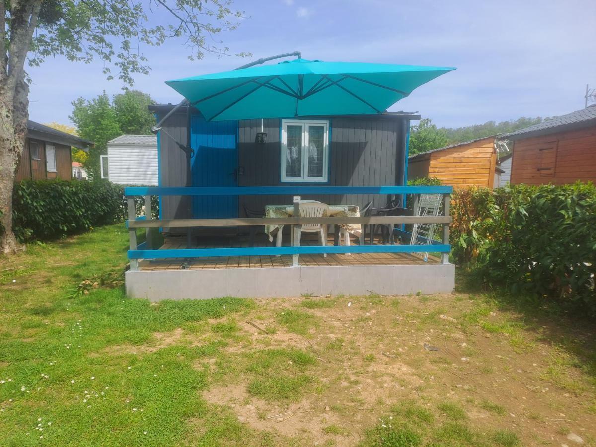 Chalet Pour 5 Personnes Equipe Sur Emplacement Privatif Dans Camping 4 Etoiles Appartenant Et Gere Par Un Particulier Foix Exterior foto